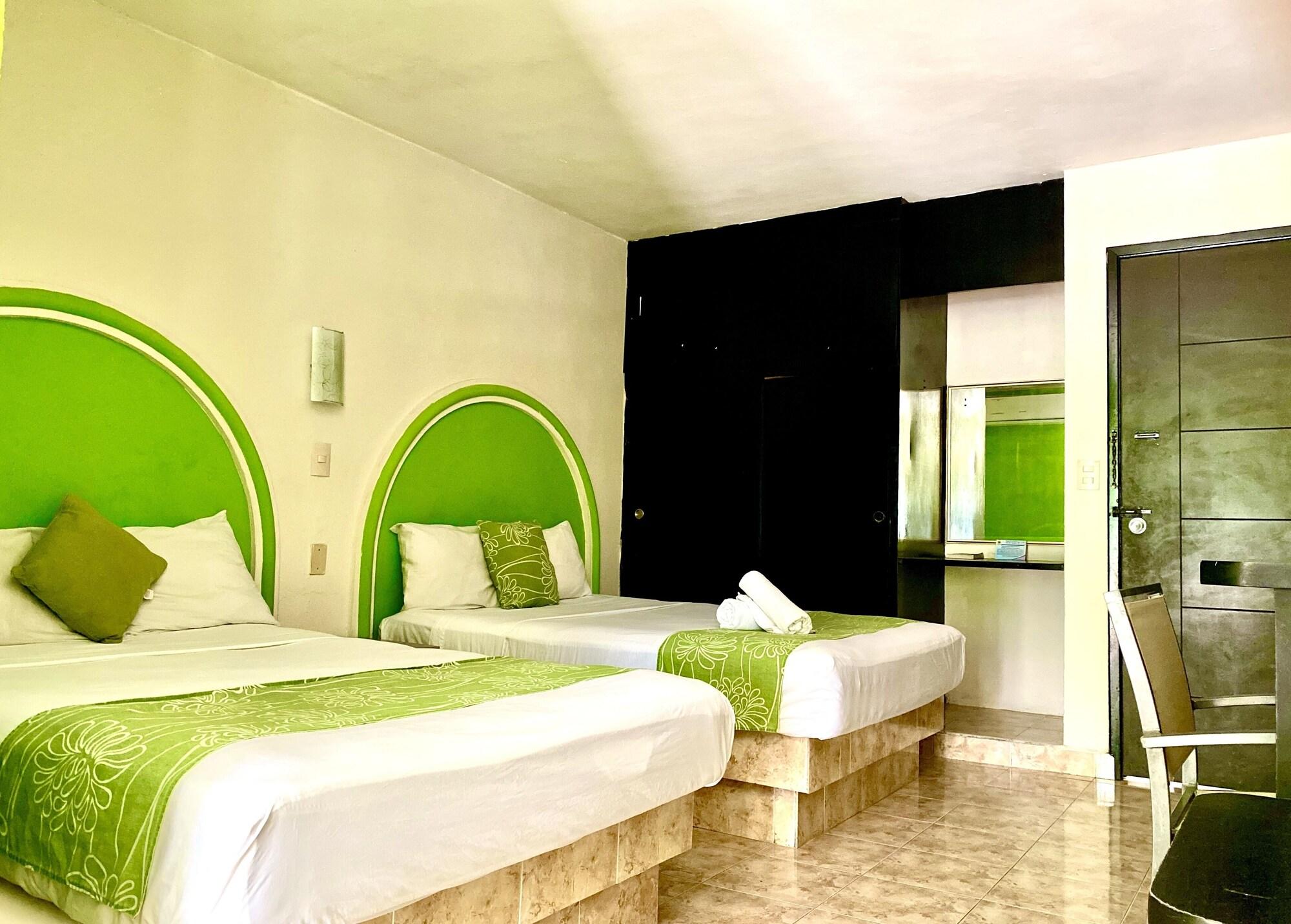 Hotel Hc Internacional Cancún Exterior foto