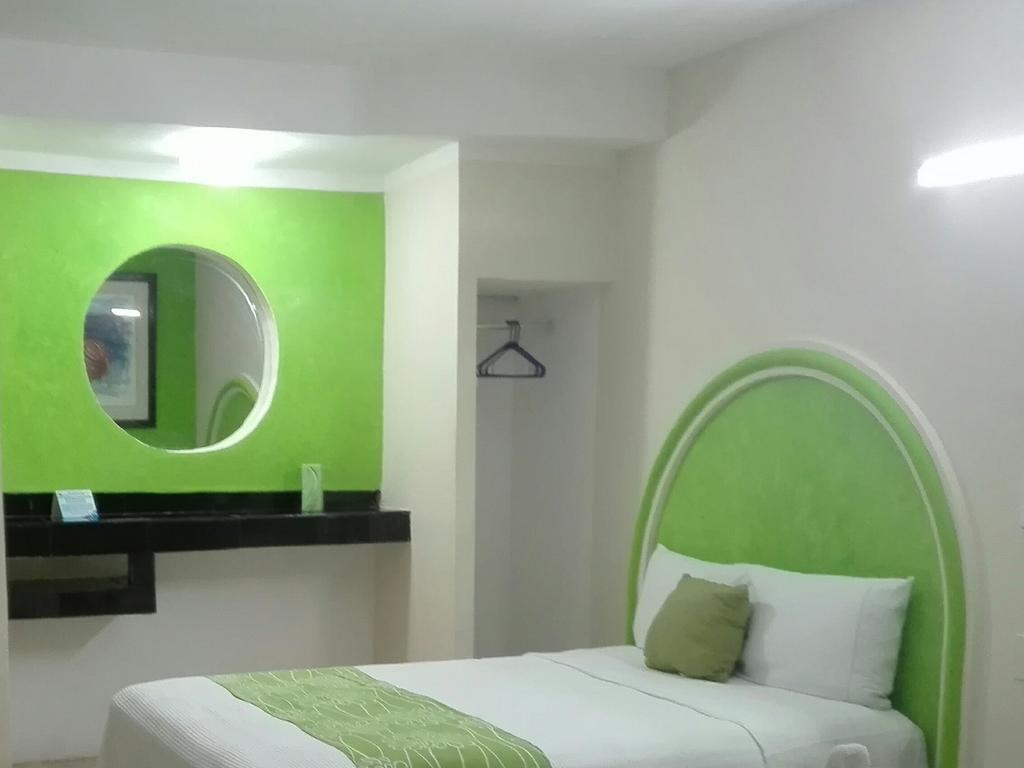 Hotel Hc Internacional Cancún Exterior foto